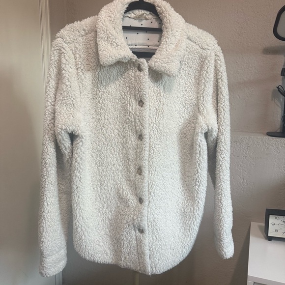 HEM & THREAD Soft White Sherpa Button Up Jacket Cardigan Size Small - Picture 10 of 15
